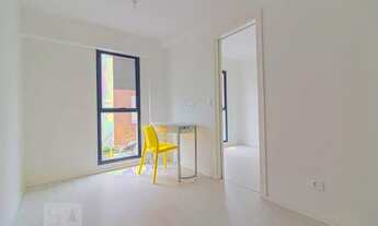 Imagem 2: Apartamento para Aluguel - Água Verde, 1 Quarto, 35 m2