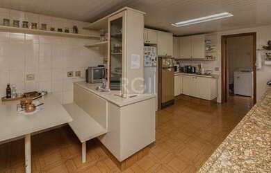 Imagem 3: Casa para Venda - 300m², 3 dormitórios, sendo 1 suites, 4 vagas - Chácara das Pedras