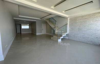 Imagem 3: Apartamento para aluguel e venda possui 210 metros quadrados com 4 quartos