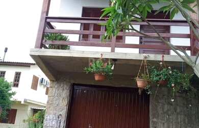 Imagem 3: Excelente Casa - 175m², 3 dormitórios, sendo 1 suites, 3 vagas - Vila Nova, Porto Alegre