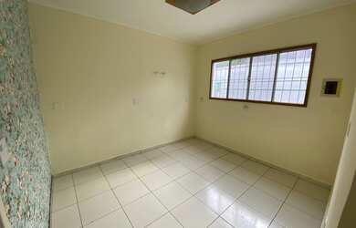 Imagem 4: Casa Comercial para locação com 104 m², recepção, 2 salas e edícula em Centro - Mogi das C