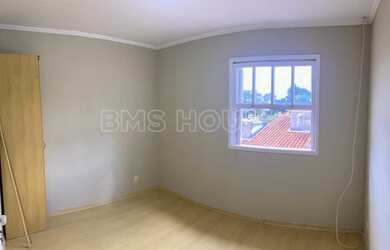 Imagem 2: Casa para Locação em Cotia, Granja Viana, 2 dormitórios, 2 banheiros, 2 vagas