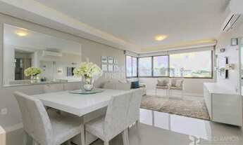 Imagem 2: Apartamento para venda com 77m² com 2 dormitórios no Cristo Redentor - Porto Alegre - RS