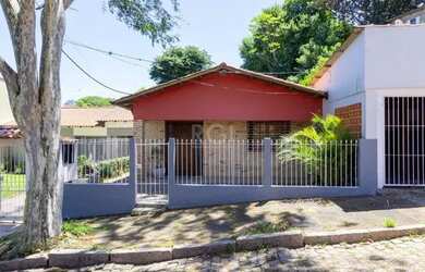 Imagem 2: Casa para Venda - 235m², 2 dormitórios, 4 vagas - Cavalhada