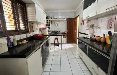 Imagem 6: Casa de condomínio para venda tem 140 metros quadrados com 3 quartos em Turu - São Luís