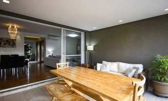 Imagem 3: Lindo apartamento com varanda gourmet