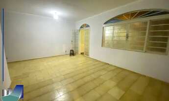 Imagem 2: RIBEIRÃO PRETO - Casa Padrão - INDEPENDÊNCIA