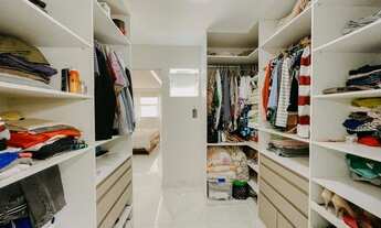 Imagem 5: Venda de uma bela casa duplex, com ENERGIA SOLAR no Condomínio Parque Morumbi