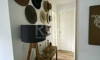 Imagem 6: Apartamento de 2 dormitórios e 1 vaga no bairro Glória