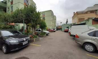 Imagem 2: PORTO ALEGRE - Apartamento Padrão - Cristal