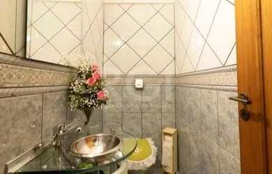 Imagem 6: Casa para Venda - 518m², 4 dormitórios, sendo 2 suites, 4 vagas - Partenon