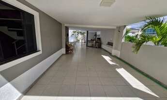 Imagem 2: Casa em condomínio, rua Priscila Dutra