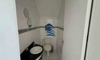 Imagem 5: Casa possui 300 m², 3/4 com suíte, apoio para empregada, área de serviço. Lavabo, área gou