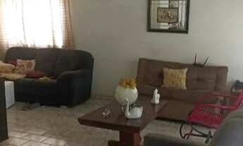 Imagem 6: Excelente imóvel com terreno inteiro no Bairro Caiçara!