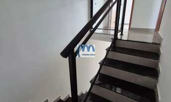 Imagem 2: Casa à venda com 2 quartos, 85m²