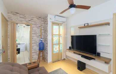 Imagem 2: Imóvel para venda com 40 metros quadrados com 1 quarto em Menino Deus - Porto Alegre - RS