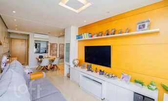 Imagem 6: Imóvel para venda possui 69 metros quadrados com 2 quartos em Santana - Porto Alegre - RS