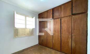 Imagem 5: Casa à Venda - Sagrada Família, 3 Quartos, 400 m2