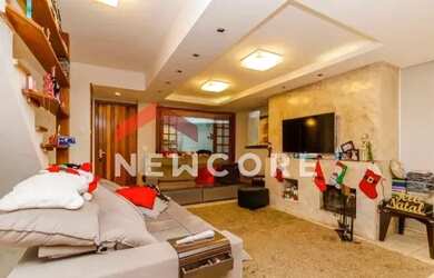 Imagem 2: Casa em Rua Professor Elpídio Ferreira Paes - Ipanema - Porto Alegre/RS