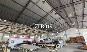 Imagem 3: Galpão/Depósito/Armazém com 5 salas, 3 banheiros e 40 vagas para locação, 2.810m² no bairr