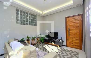 Imagem: Apartamento à Venda - Floresta, 2 Quartos