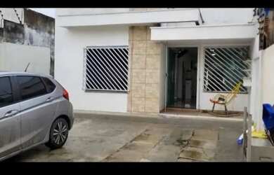 Imagem: Vendo ótima Casa em via pública, de 67m²