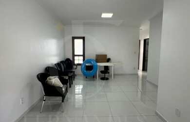 Imagem 2: Alugo - Cond. Itália - Casa nascente - 3 quartos sendo suíte