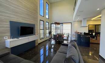 Imagem 1: Excelente Sobrado - Condomínio Reserva Aruanã em São José dos Campos - 3 Dormitórios - 230