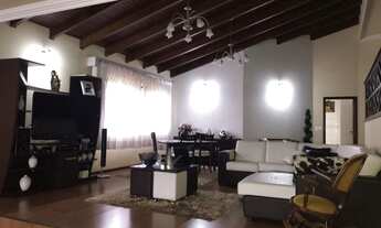 Imagem 7: Casa para venda tem 389 metros quadrados com 3 quartos no Centro - Colombo - PR