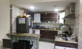 Imagem 2: Casa de 4 andares