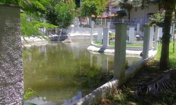 Imagem 5: Casa de condomínio para venda possui 300 metros quadrados com 3 quartos