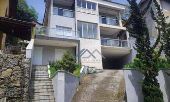 Imagem: Casa com 3 suítes à venda, 378 m² por