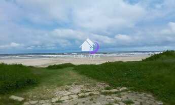 Imagem 3: Casa para venda possui 80 metros quadrados com 2 quartos em Jardim Suarão - Itanhaém - SP