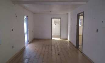 Imagem 4: Casa para venda possui 150 metros quadrados com 2 quartos em Glória - Porto Alegre - RS