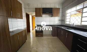 Imagem 4: Casa à venda, 2 quartos, 1 suíte, 2 vagas, Lourdes, Bairro de - Uberaba/MG