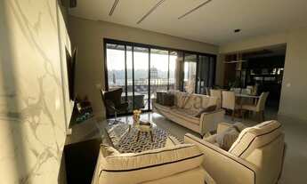 Imagem 7: Casa em Condomínio de Alto Padrão Decorada e Mobiliada com 4 Suítes e Piscina!