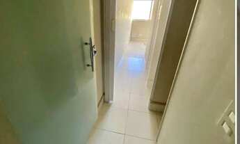 Imagem 7: Sala comercial na Av. Reta da Penha, Praia do Canto, frente, sol manhã