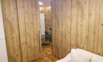 Imagem 3: Apartamento para venda tem 70 metros quadrados com 2 quartos em Copacabana - Rio de Janeir