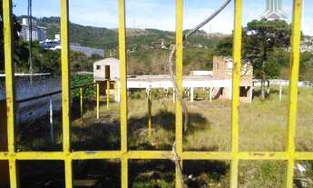 Imagem 2: Vendo terreno de 2.600 m² na Antonio de Carvalho em Porto Alegre