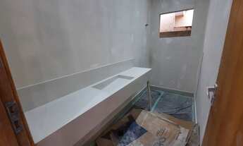 Imagem 6: Sobrado à VENDA no Urbanova com 250 metros quadrados 05 dormiitórios e 4 suítes, piscina n