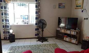 Imagem 7: Oportunidade! Casa com quintal amplo e varanda com fogão a lenha!