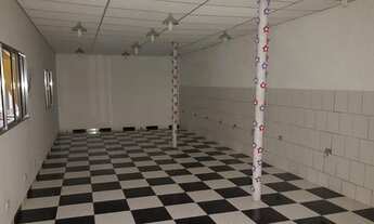 Imagem 6: Galpão com 1170m² At, divididos em 2 galpões, com vestiário masculino e feminino, 4 vagas