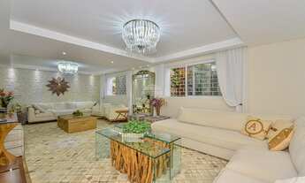 Imagem 5: Casa para venda possui 288 metros quadrados com 4 quartos em Bacacheri - Curitiba - PR