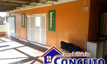 Imagem 1: C606 - Ótima residência a 100 metros do mar no balneário Mariluz