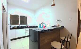 Imagem 4: Casa térrea com 3 dormitórios localizada no condomínio Village Damha I