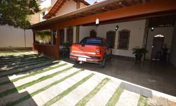 Imagem: BELO HORIZONTE - Casa Padrão - Santa Amélia