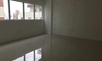 Imagem 5: Sala maravilhosa na região central de Florianópolis