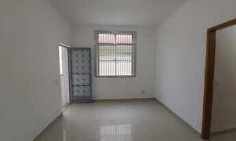 Imagem: Apartamento tipo casa com 3 quartos -Rua