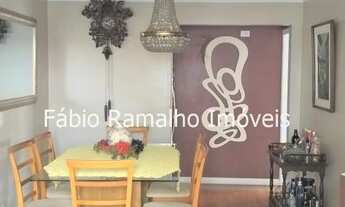 Imagem 3: Apartamento com 3 dormitórios, 2 banheiros, e 2 vagas. Jardim Marajoara