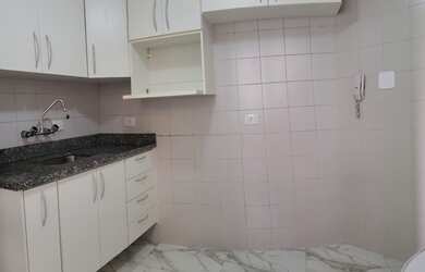 Imagem 6: Apartamento para aluguel possui 74 metros quadrados com 2 quartos